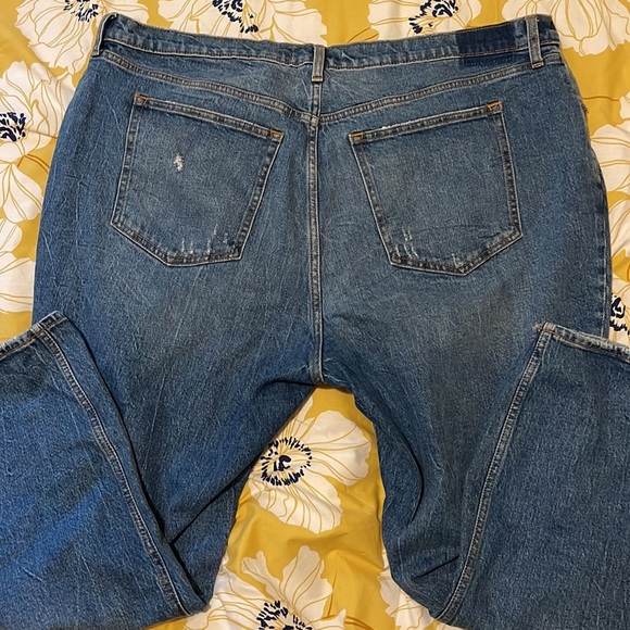 Abercrombie & Fitch 90’ Straight Jeans - Picture 6 of 6